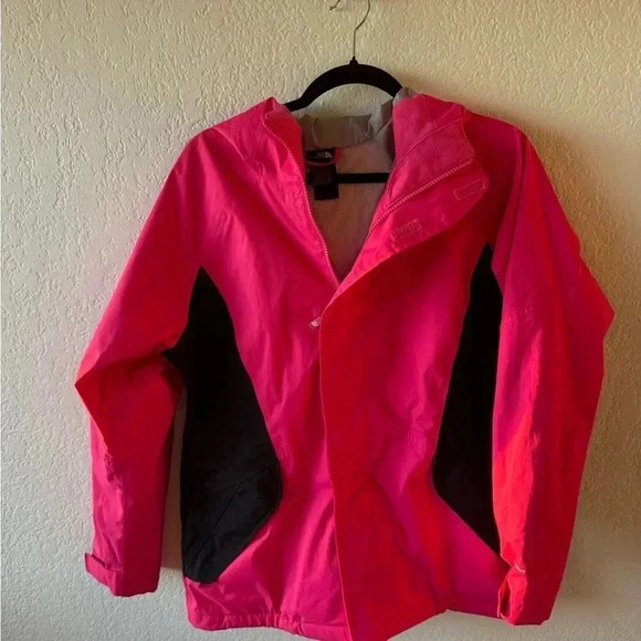 Girls The Northface Kira Triclimate NF0A34WP Jacket w/Liner! Size XL (18) - Picture 12 of 13